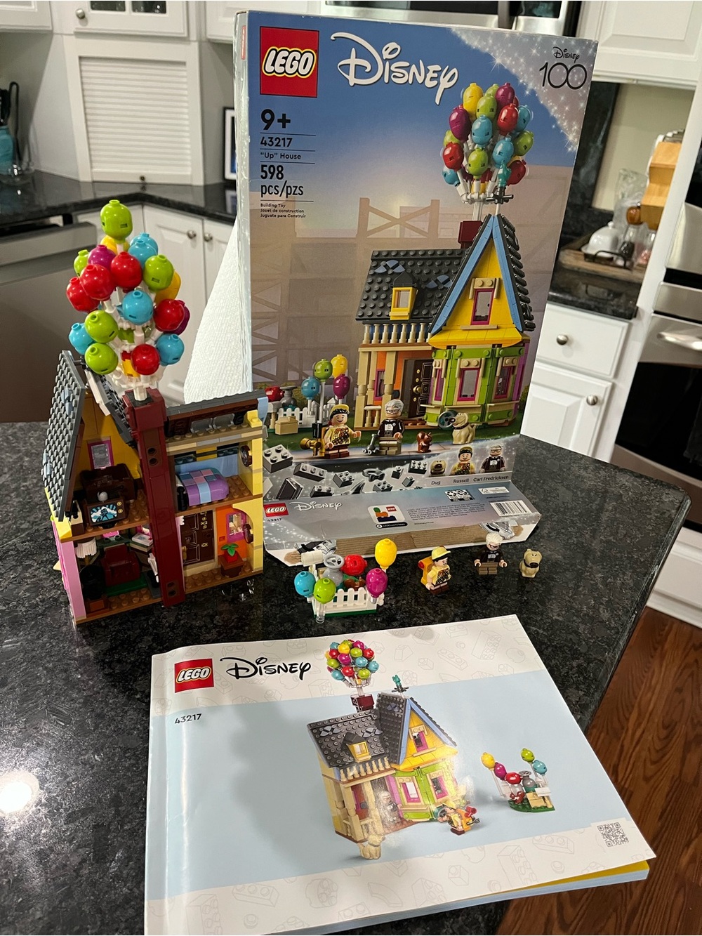LEGO Disney Bright Yellow and Green Up House with Colorful Balloons